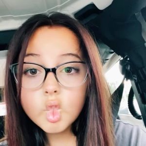 Meet your Posher, Aubrie